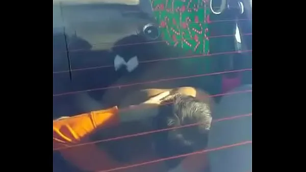 Friske Couple caught doing 69 in car film i alt