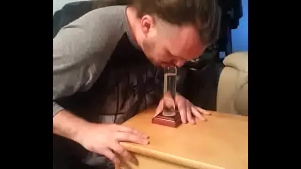 Celkový počet nových filmov: glass dildo blowjob