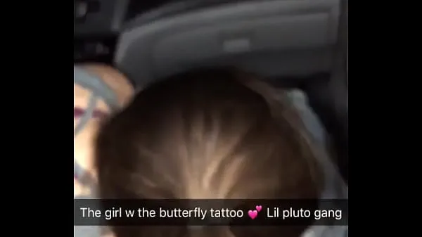 Nieuwe Girl wit butterfly tattoo giving head films in totaal