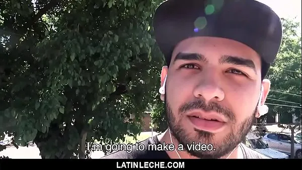 Frische insgesamt LatinLeche - Scruffy Stud nimmt an einem Gay-For-Pay-Porno teil Filme