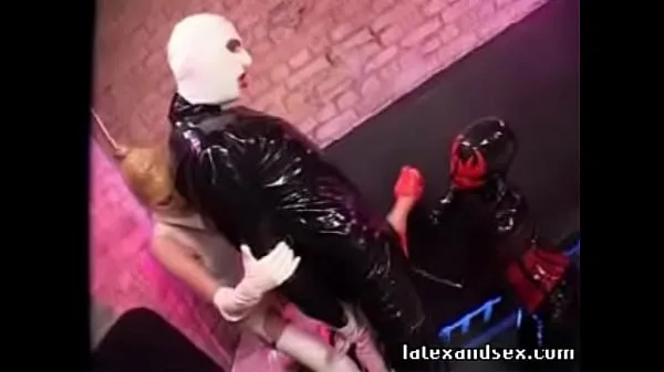 Fresh Latex Angel and latex demon group fetish total Movies