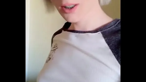 إجمالي Tranny masturbating with pillow أفلام جديدة