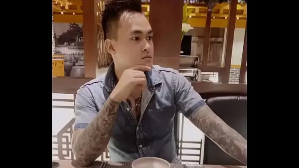 新鲜的 Cuong handsome big cock 部电影