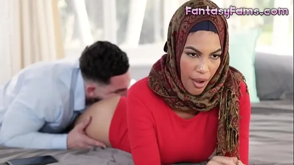 Nieuwe Fucking Muslim Converted Stepsister With Her Hijab On - Maya Farrell, Peter Green - Family Strokes films in totaal