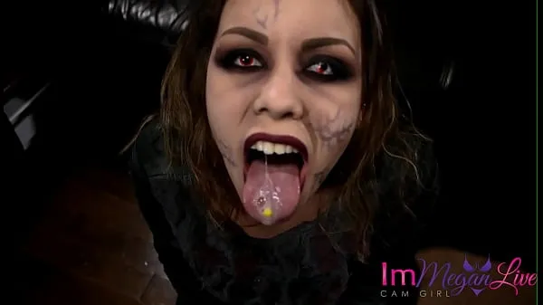 Skupno svežih ZOMBIE GIRL HUNGRY FOR COCK - ImMeganLive filmov