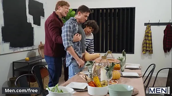 La reunión de Friendsgiving con Nate Grimes y sus amigos termina en una fiesta gay salvaje y cruda - Hombres películas en total nuevas