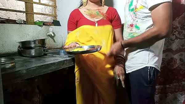 Fresh XXX Bhabhi Fuck in clean Hindi voice by painting sexy bhabhi on holi total Movies