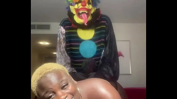 Yeni Marley DaBooty Getting her pussy Pounded By Gibby The Clown toplam Film