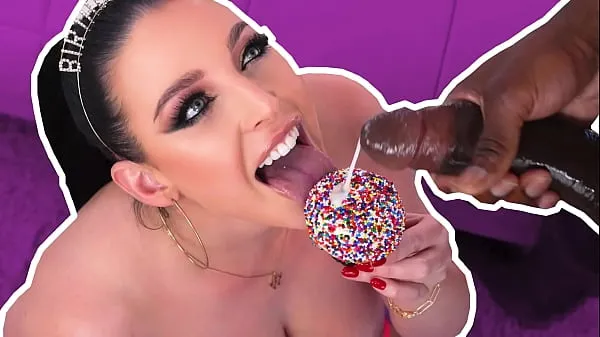 Nouveaux ANGELA WHITE - Cupcake Anniversaire Surprise films au total