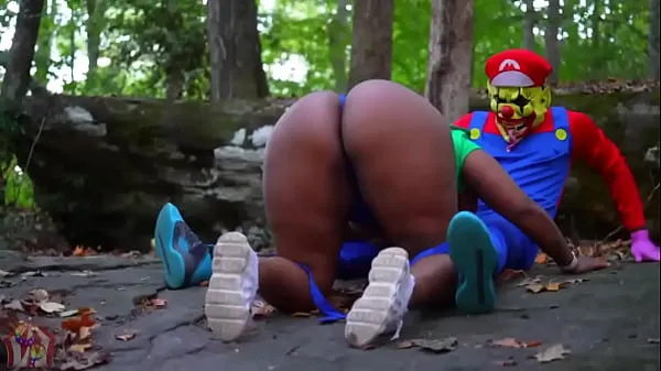 BratttyBae and GiGi gets dismantled in the Forrest by Gibby the clown dressed as smash bro characters total Film baru