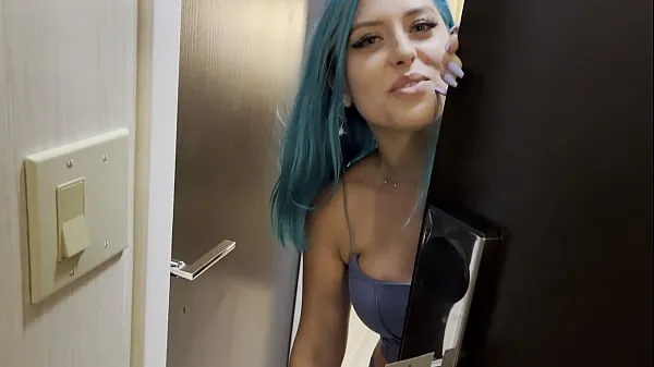 Nya Casting Curvy: Blue Hair Thick Porn Star BEGS to Fuck Delivery Guy filmer totalt
