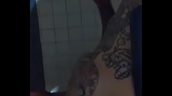 Tuoreet elokuvat yhteensä Big Dick exercise. Prison shower footage