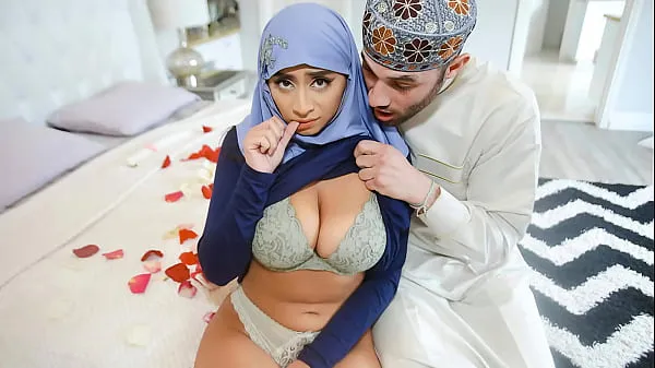 Fresh Arab Husband Trying to Impregnate His Hijab Wife - HijabLust total Movies