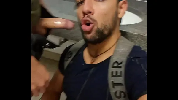 تازہ Mouth sucker on these males' cocks in the subway bathroom کل موویز