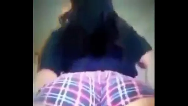 Friske Thick white girl twerking film i alt